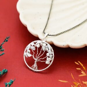Salenite Pendant Tree of Life Crystal Stone Pendant Locket with Metal Chain for  Healing Crystal Healing Gemstone Size 35-40 mm clear quarts Salenite